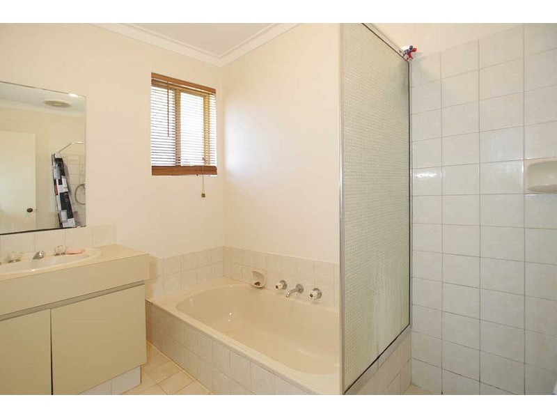 36 Mistletoe Drive, Huntingdale WA 6110