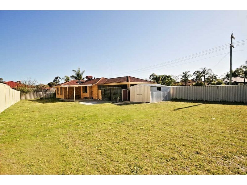 36 Mistletoe Drive, Huntingdale WA 6110