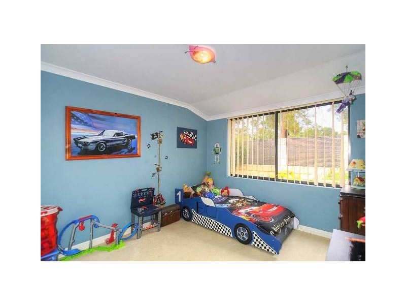 9 Darling Range Drive, Bedfordale WA 6112