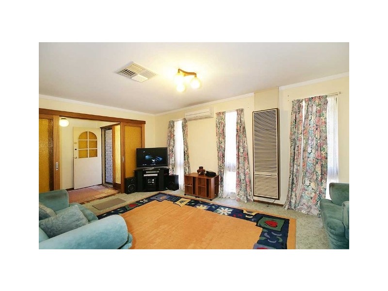 6 Mercer Place, Thornlie WA 6108