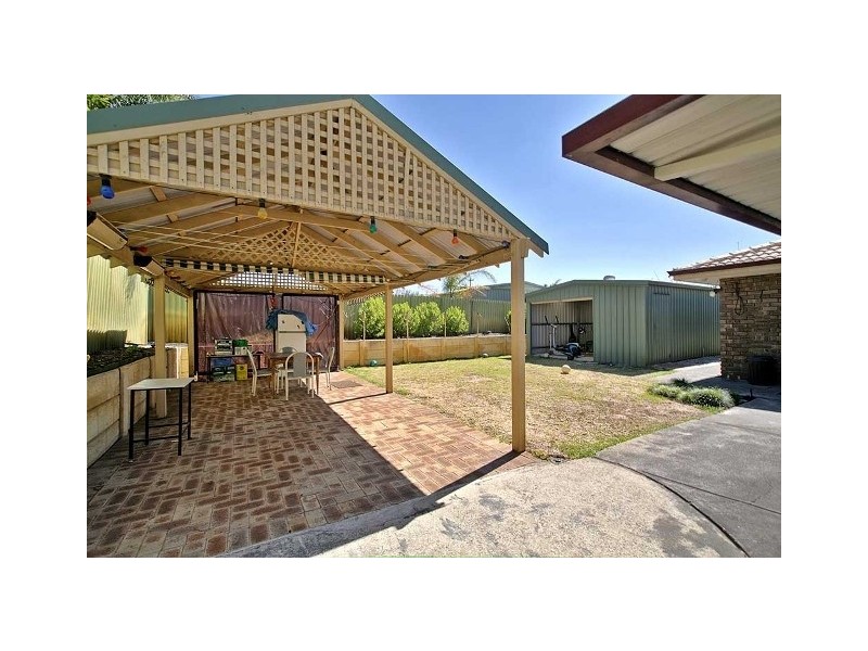 6 Mercer Place, Thornlie WA 6108