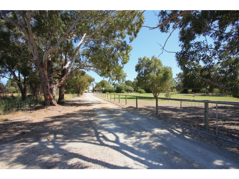 146 Victoria Road, Kenwick WA 6107