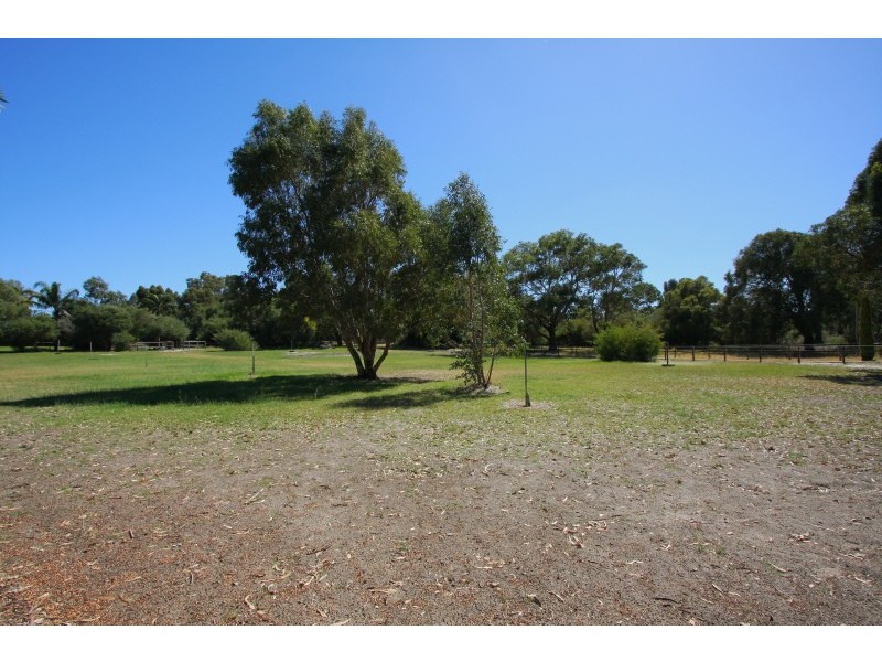 146 Victoria Road, Kenwick WA 6107