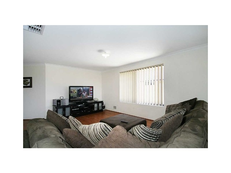 38 Gallinago Corner, Harrisdale WA 6112