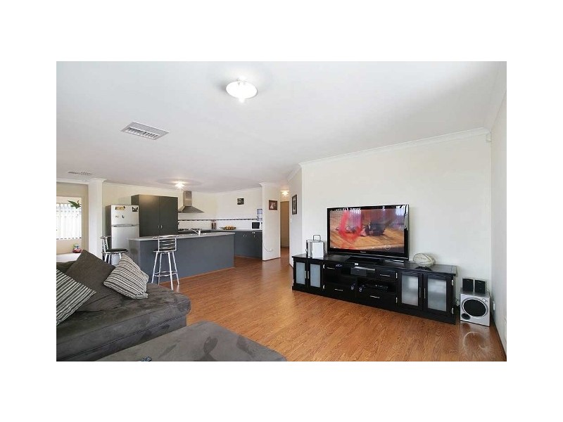 38 Gallinago Corner, Harrisdale WA 6112