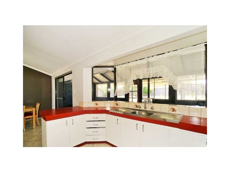 53 Oakover Way, Gosnells WA 6110