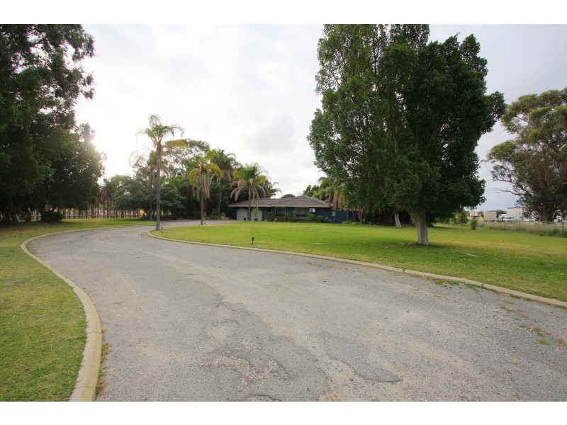 96 Victoria Road, Kenwick WA 6107