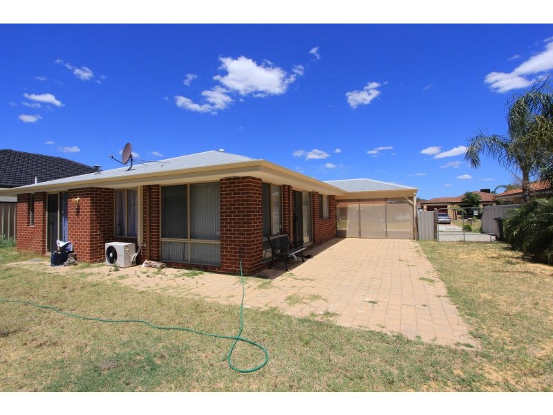 6 Fabia Court, Maddington WA 6109