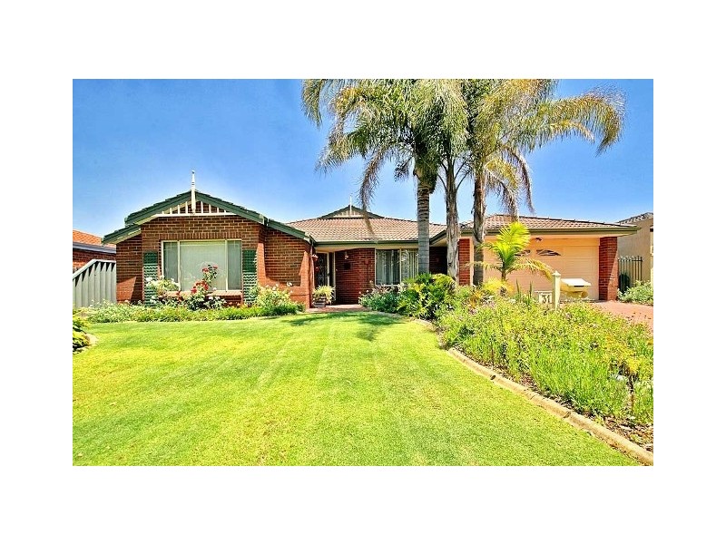 31 Tritonia Rise, Thornlie WA 6108