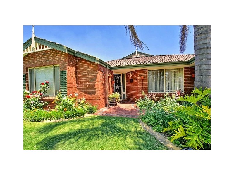 31 Tritonia Rise, Thornlie WA 6108