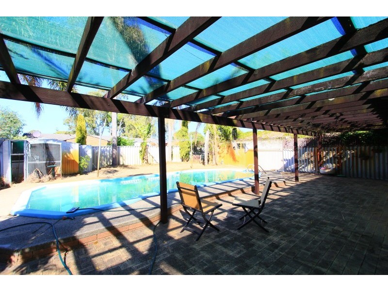 21 Valonia Road, Langford WA 6147