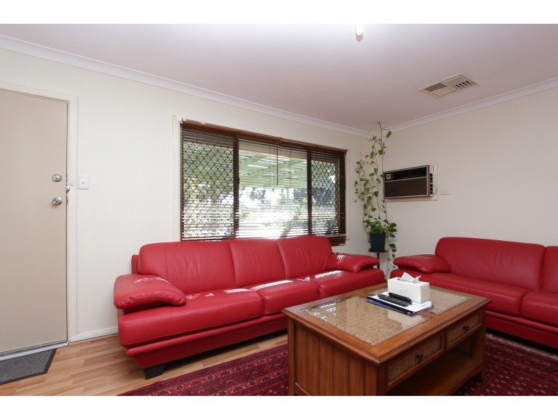 21 Valonia Road, Langford WA 6147