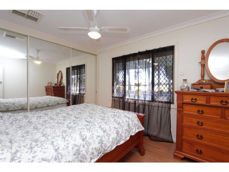 21 Valonia Road, Langford WA 6147