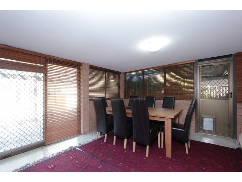 21 Valonia Road, Langford WA 6147