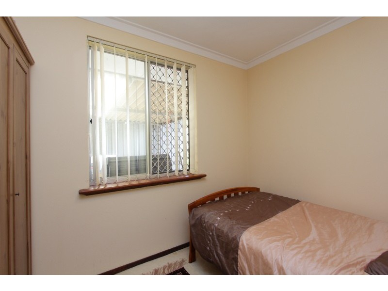 6 Ruby Ave, Langford WA 6147