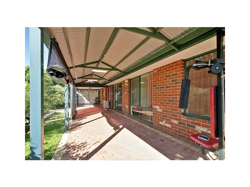 5 Madden Place, Huntingdale WA 6110