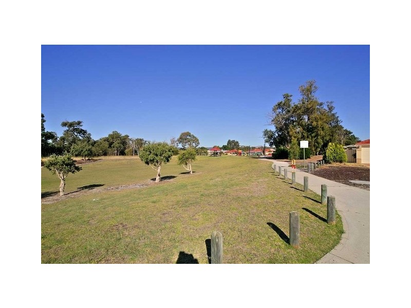 5 Madden Place, Huntingdale WA 6110