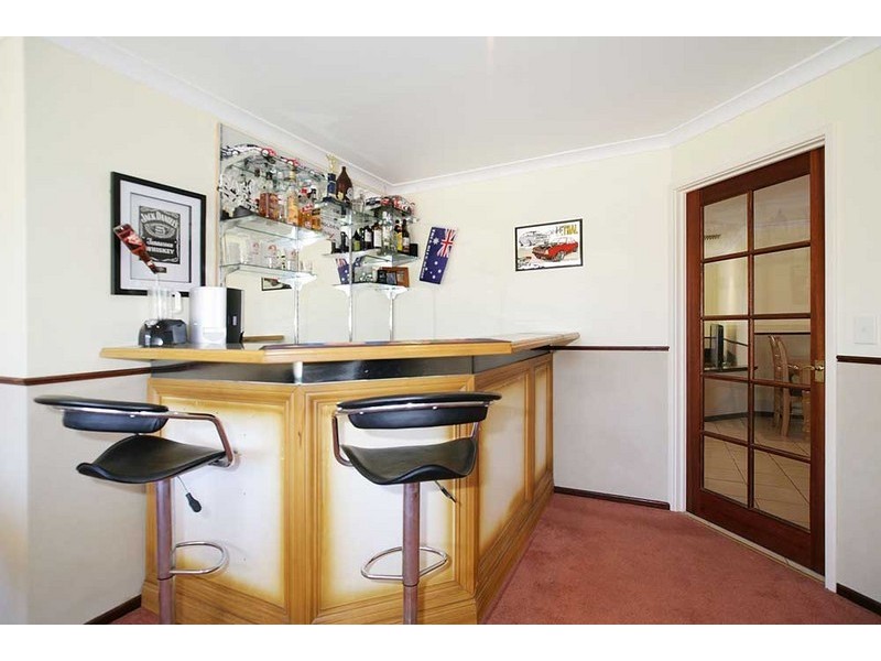 61 Forest Lakes Drive, Thornlie WA 6108