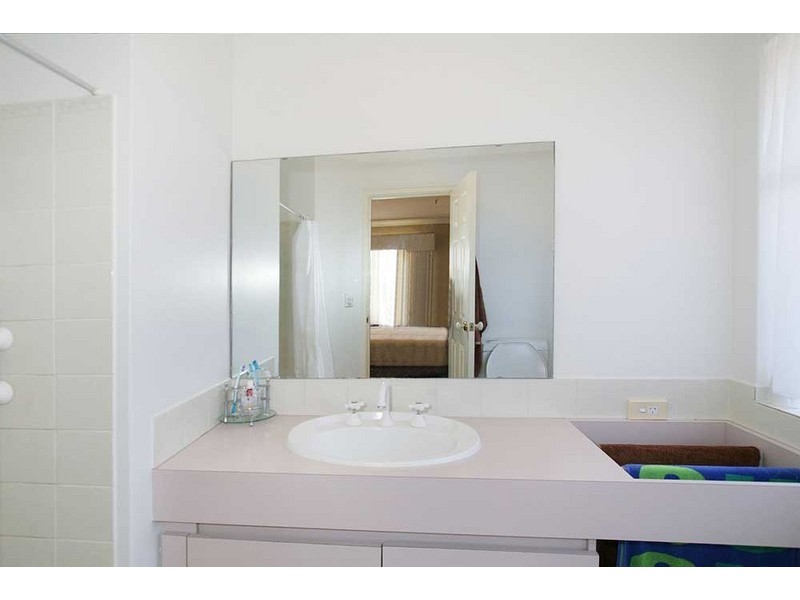 61 Forest Lakes Drive, Thornlie WA 6108