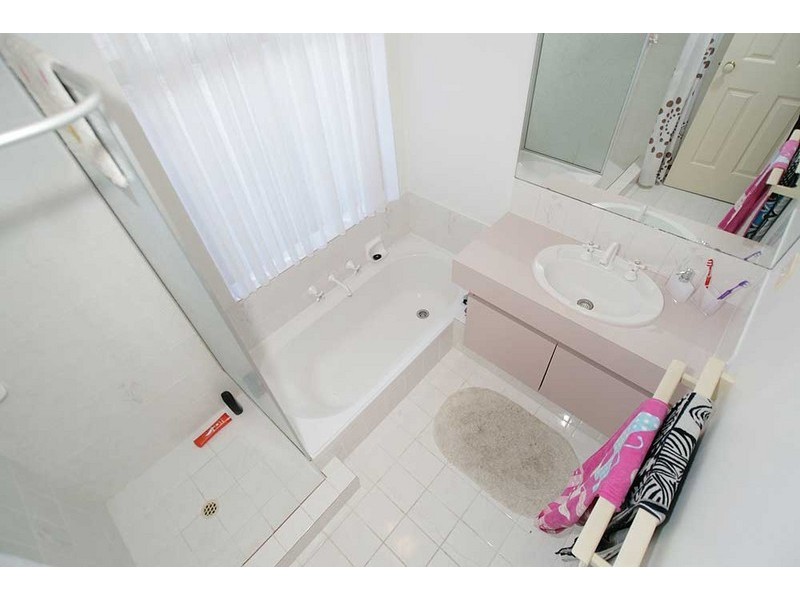 61 Forest Lakes Drive, Thornlie WA 6108