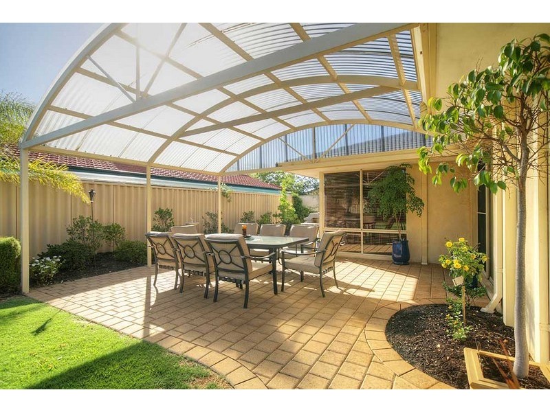 10 West End Parade, Canning Vale WA 6155