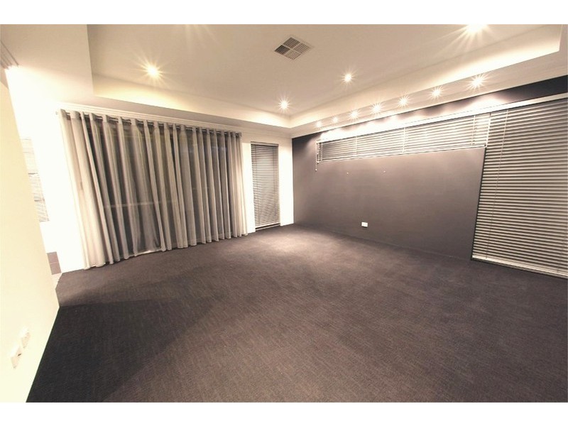 31 Splendid Gardens, Harrisdale WA 6112