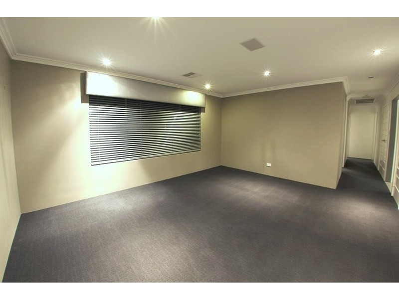 31 Splendid Gardens, Harrisdale WA 6112