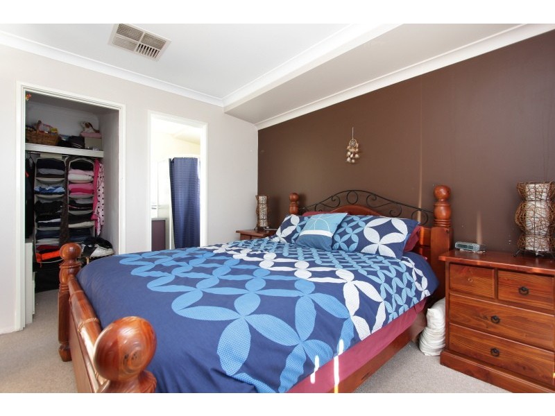 5 Summershill Gate, Kenwick WA 6107