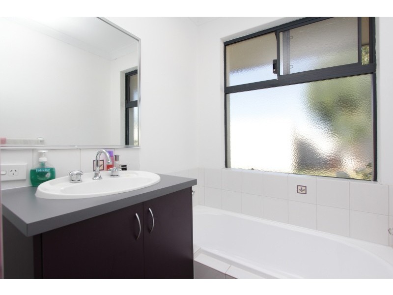 5 Summershill Gate, Kenwick WA 6107