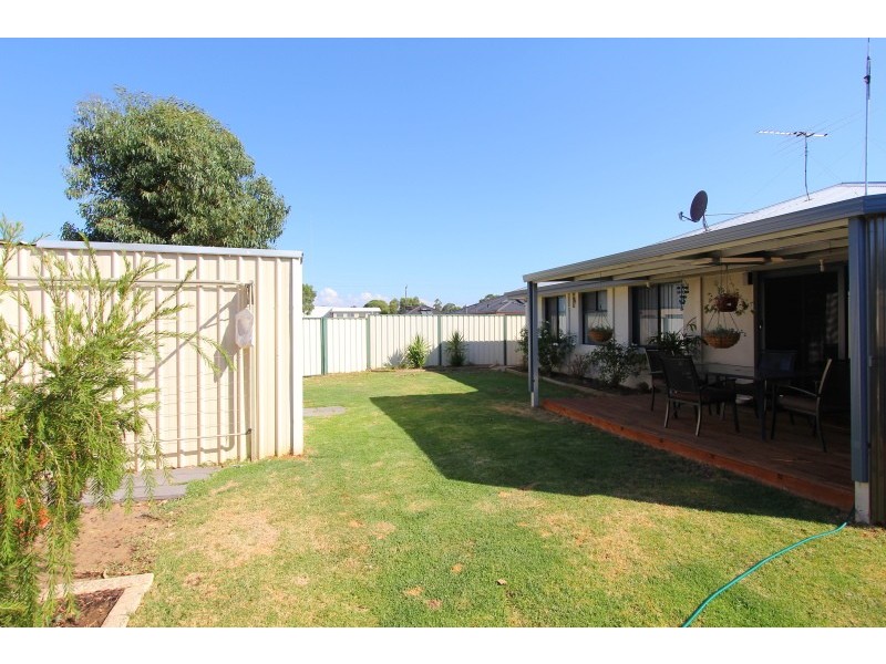 5 Summershill Gate, Kenwick WA 6107