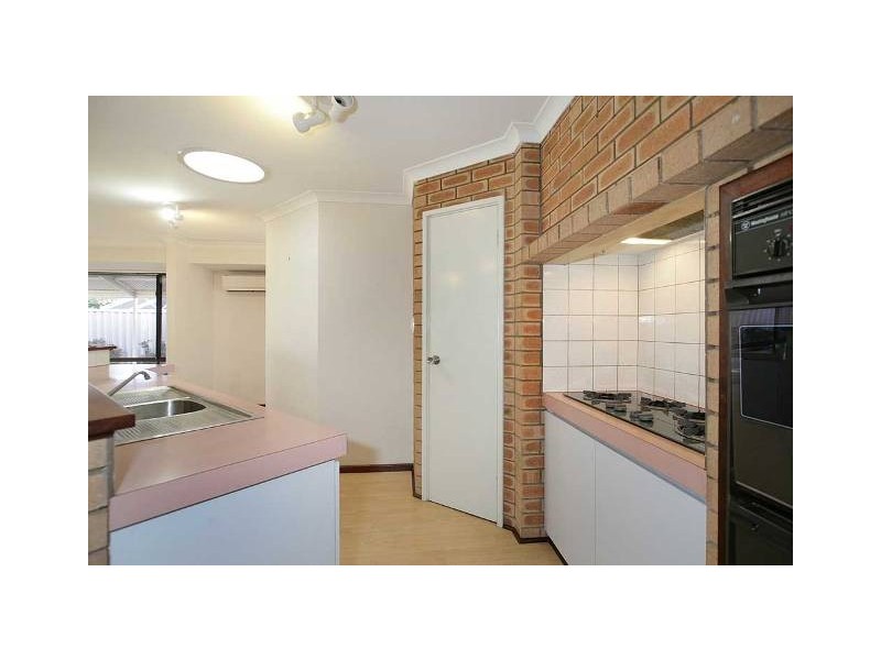 10 Bulrush Drive, Bibra Lake WA 6163