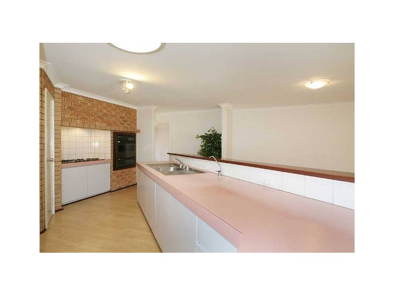 10 Bulrush Drive, Bibra Lake WA 6163