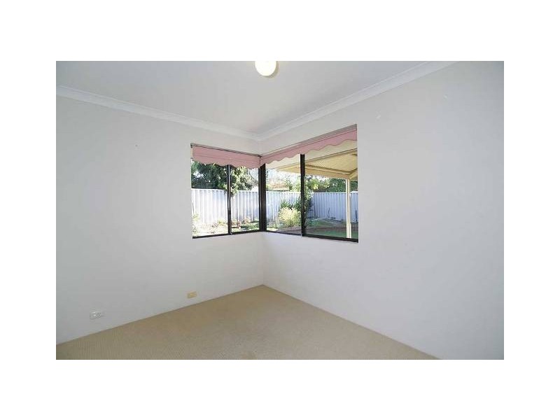 10 Bulrush Drive, Bibra Lake WA 6163