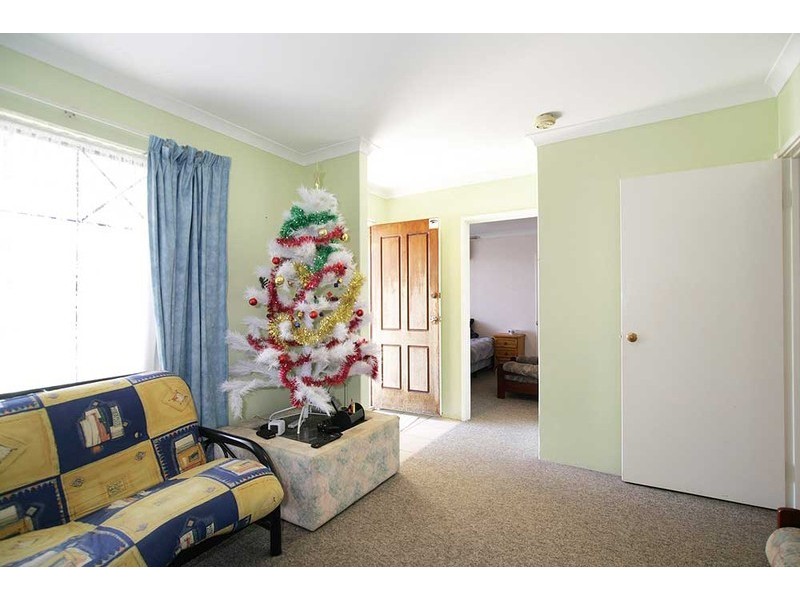 16 Leatherwood Way, Huntingdale WA 6110