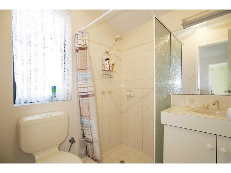 16 Leatherwood Way, Huntingdale WA 6110