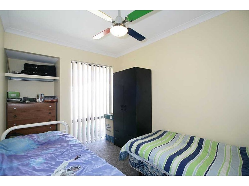 16 Leatherwood Way, Huntingdale WA 6110