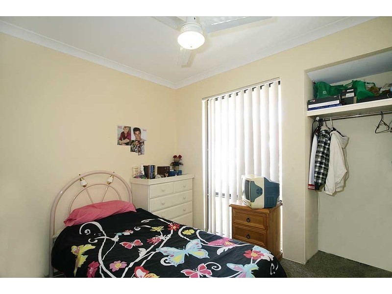 16 Leatherwood Way, Huntingdale WA 6110