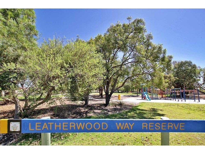 16 Leatherwood Way, Huntingdale WA 6110