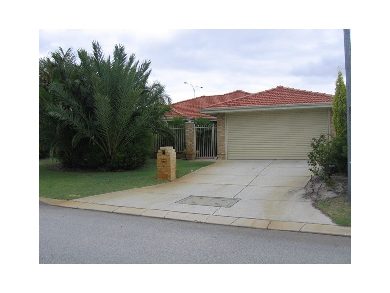 36 Tritonia Rise, Thornlie WA 6108