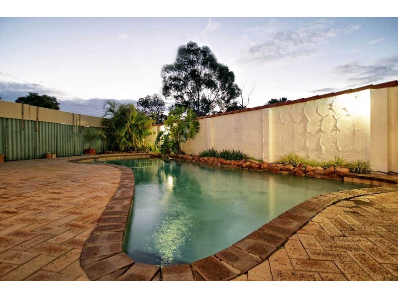 21 Chevalier Way, Thornlie WA 6108