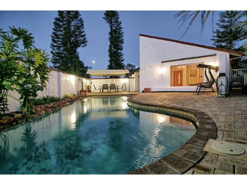 21 Chevalier Way, Thornlie WA 6108