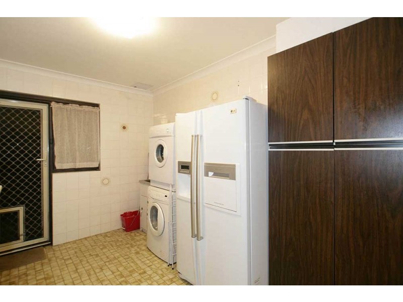 21 Chevalier Way, Thornlie WA 6108