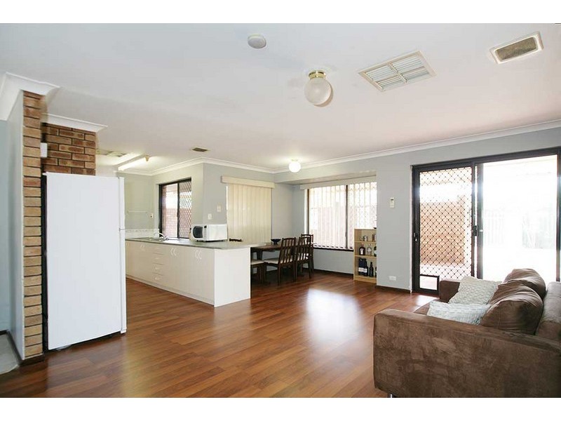 22 Rosemary Court, Huntingdale WA 6110