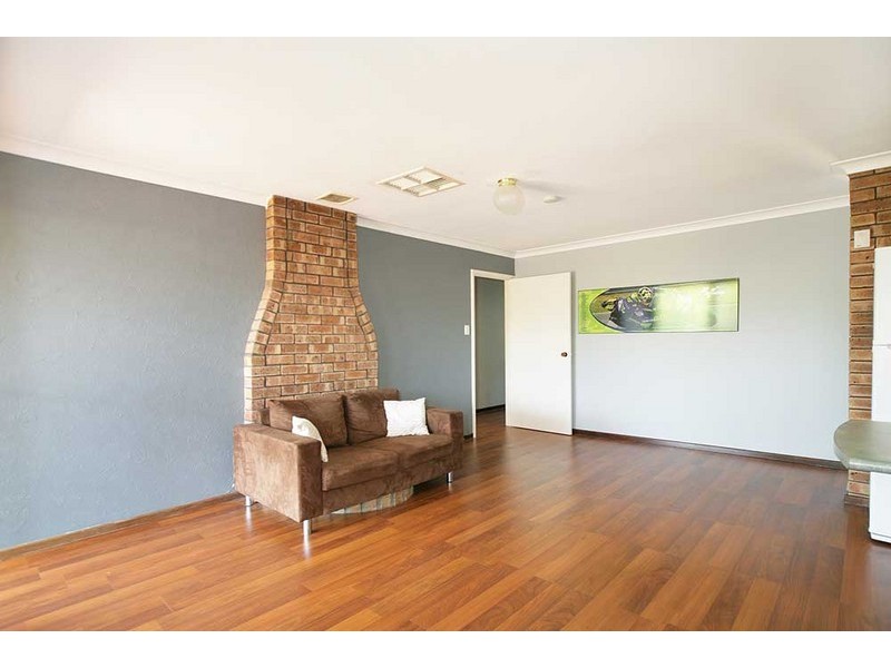 22 Rosemary Court, Huntingdale WA 6110