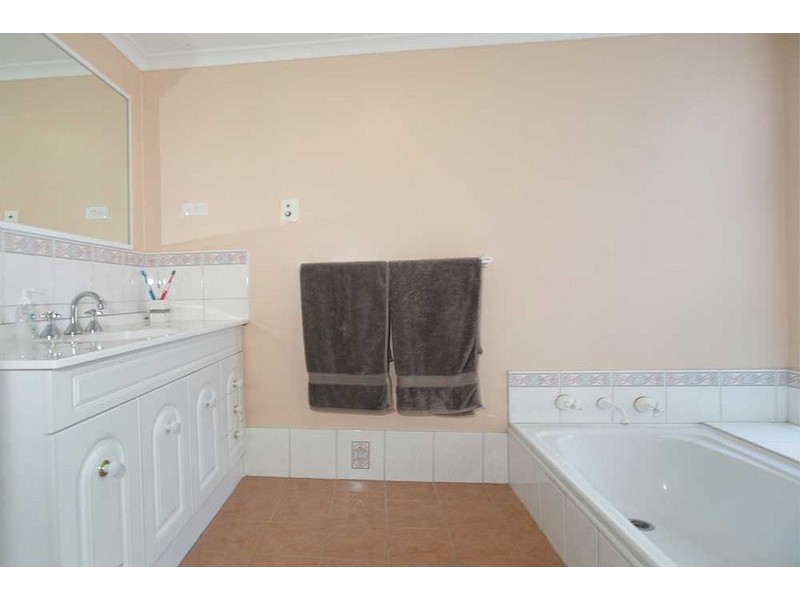 22 Rosemary Court, Huntingdale WA 6110