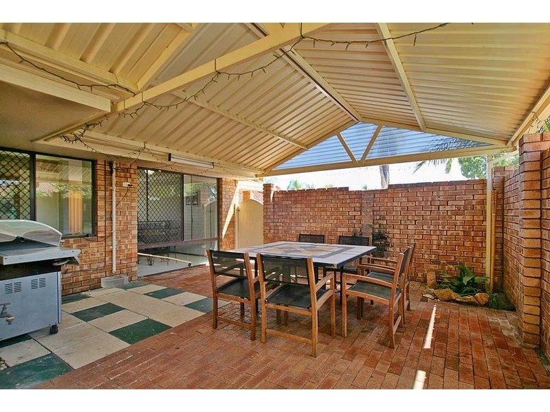 22 Rosemary Court, Huntingdale WA 6110