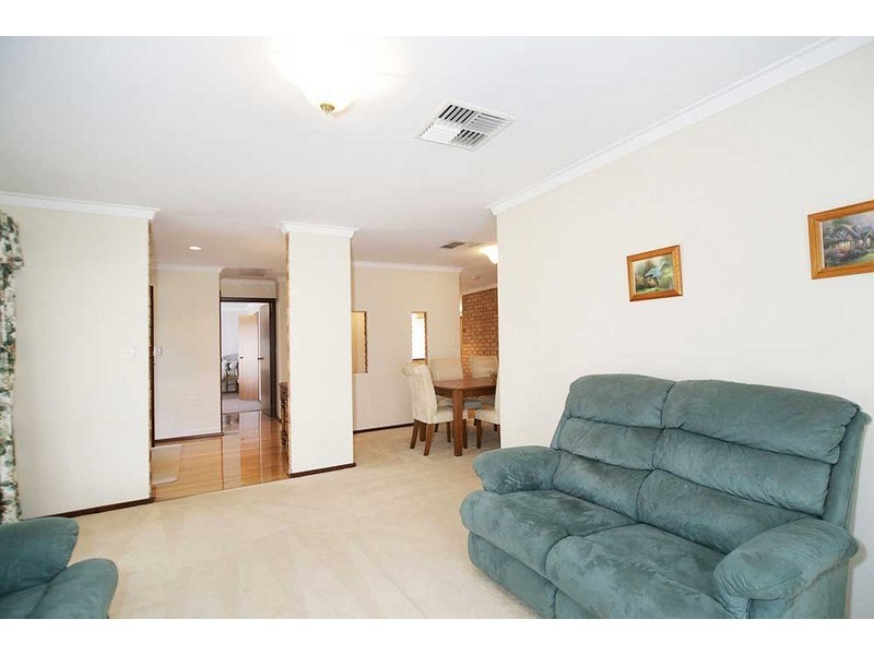 6 Gimlet Place, Thornlie WA 6108