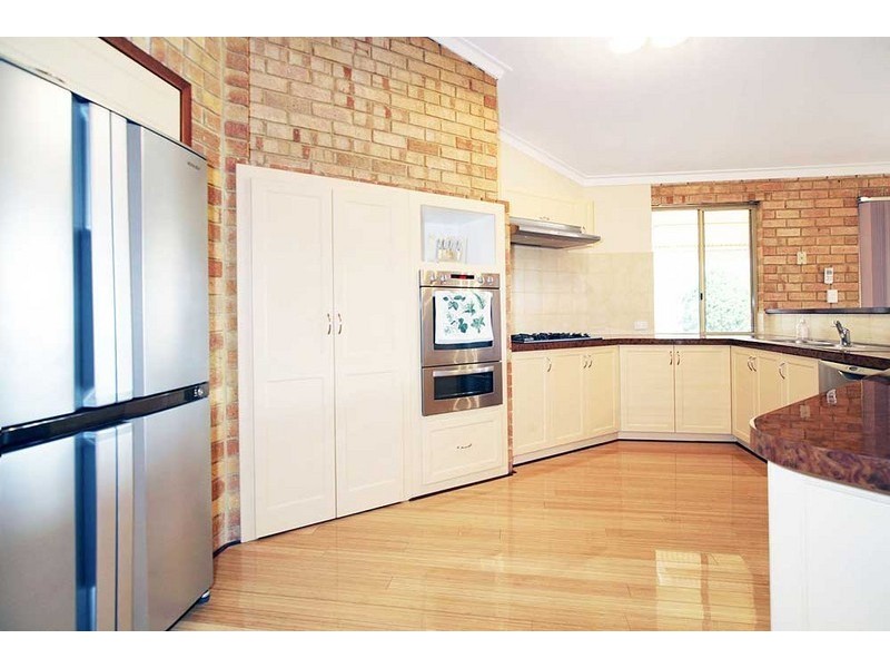 6 Gimlet Place, Thornlie WA 6108