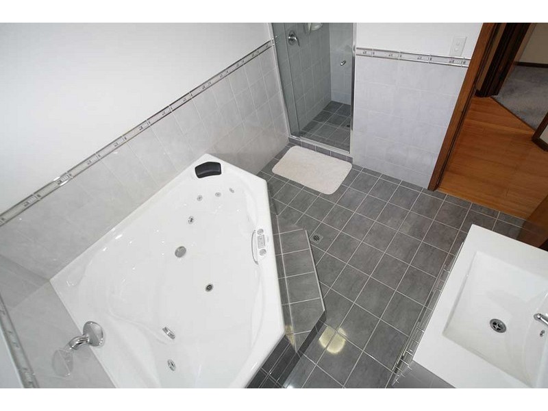 6 Gimlet Place, Thornlie WA 6108