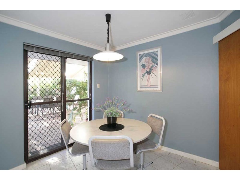 14 Reach Place, Huntingdale WA 6110